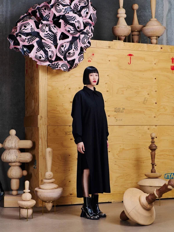 Love You langes Hemdkleid aus Wolle mit Tailliergürtel – Produktbild 3